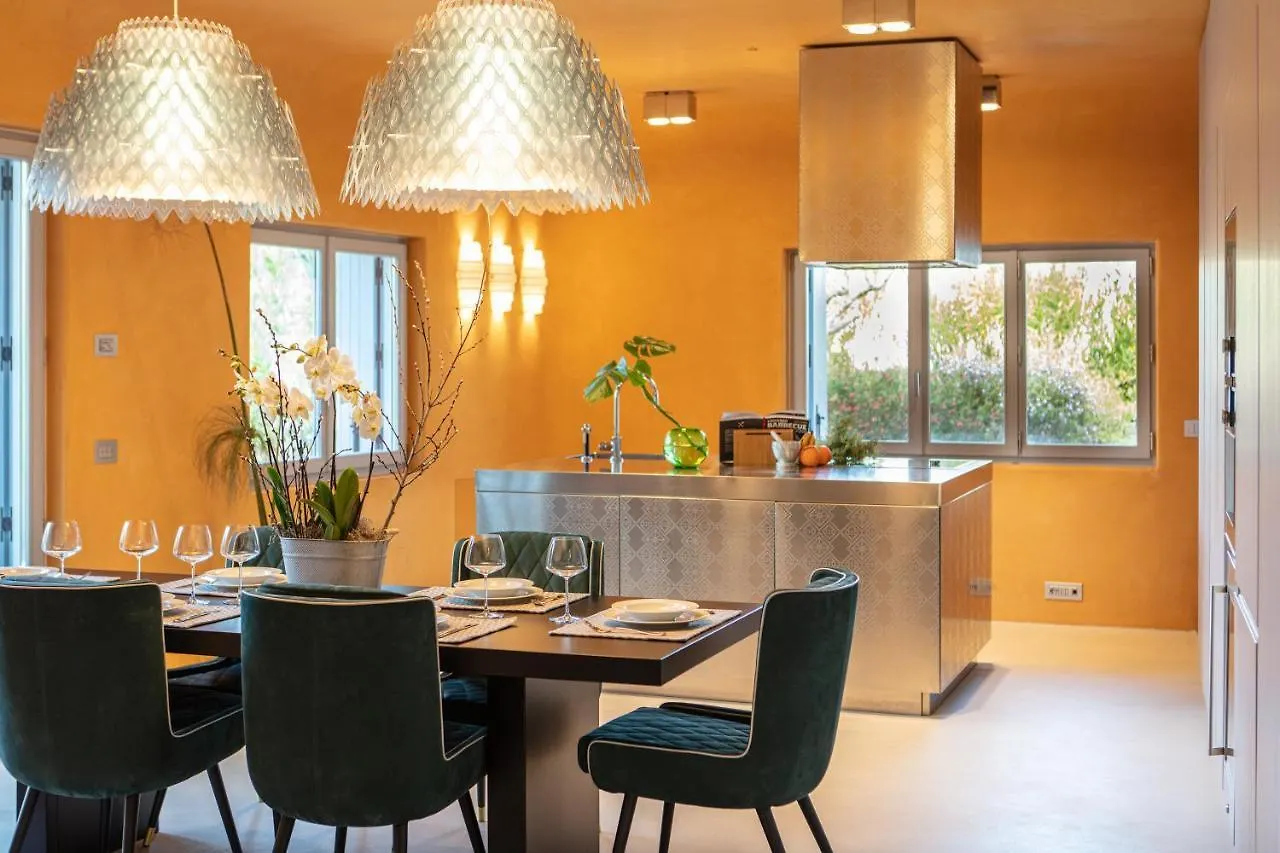 Is Molas Villas Pula
